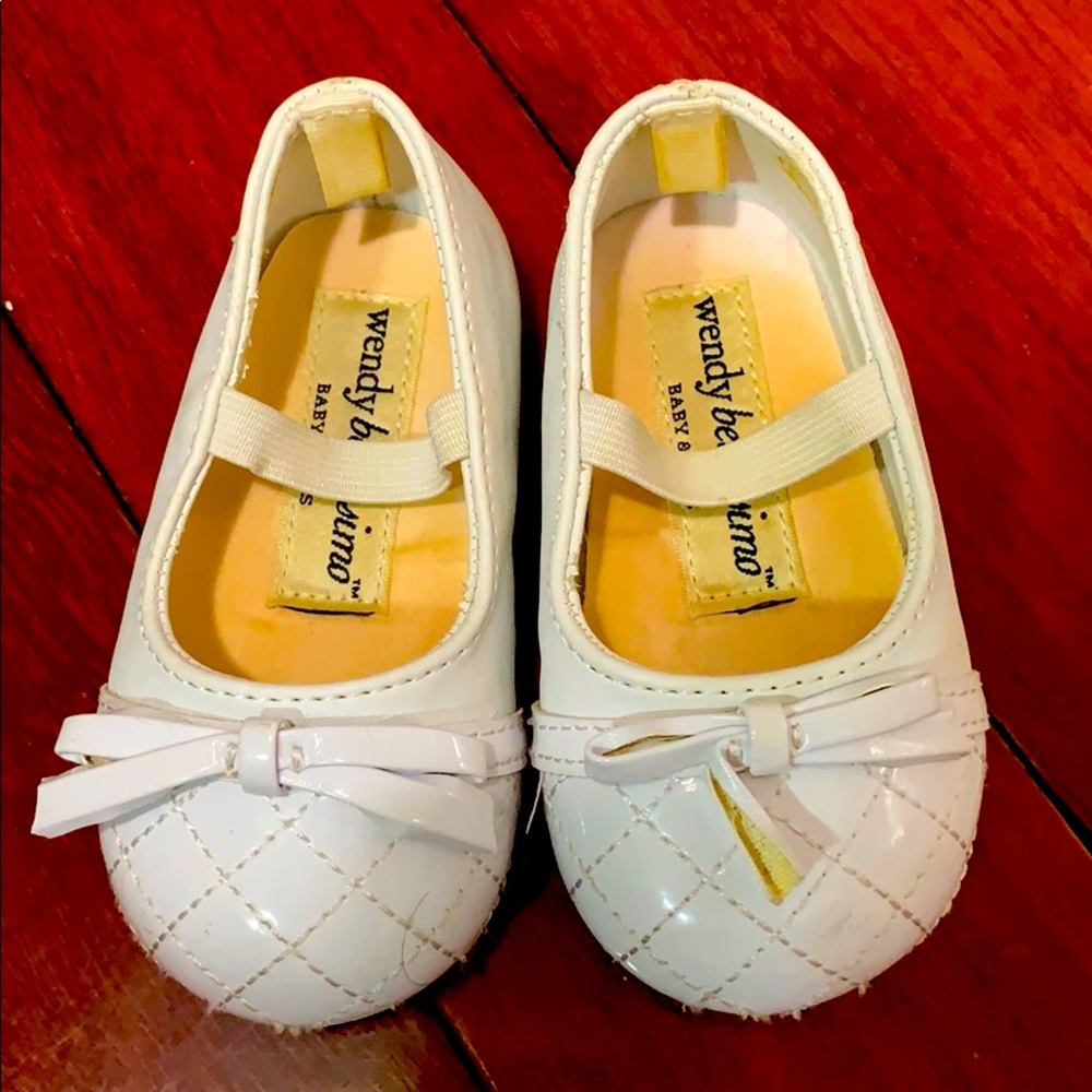 Size 4 baby girl shoes BUNDLE FOR FREE SHIPPING